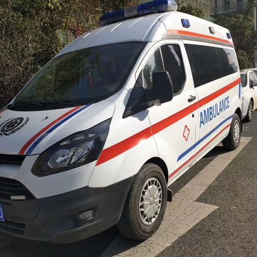 翠峦品质救护车出租,为您的健康出行负责